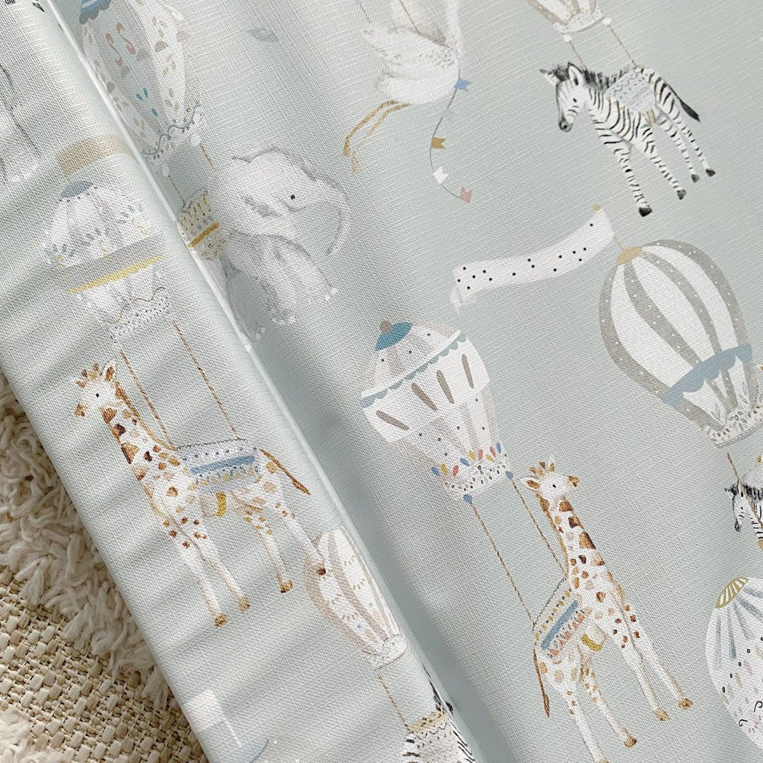Bobbin and Bumble Standard Changing Mat - Hot Air Balloons Print - Baby&More