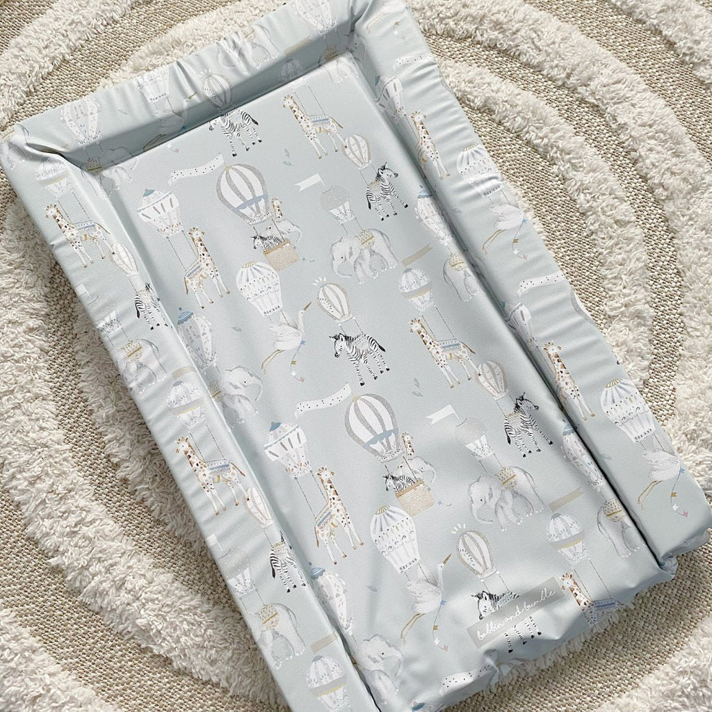 Bobbin and Bumble Standard Changing Mat - Hot Air Balloons Print - Baby&More