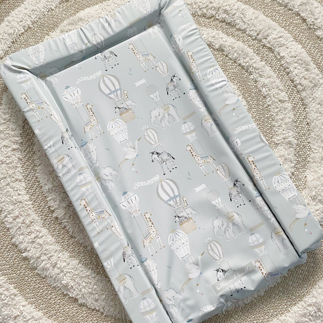 Bobbin and Bumble Standard Changing Mat - Hot Air Balloons Print - Baby&More