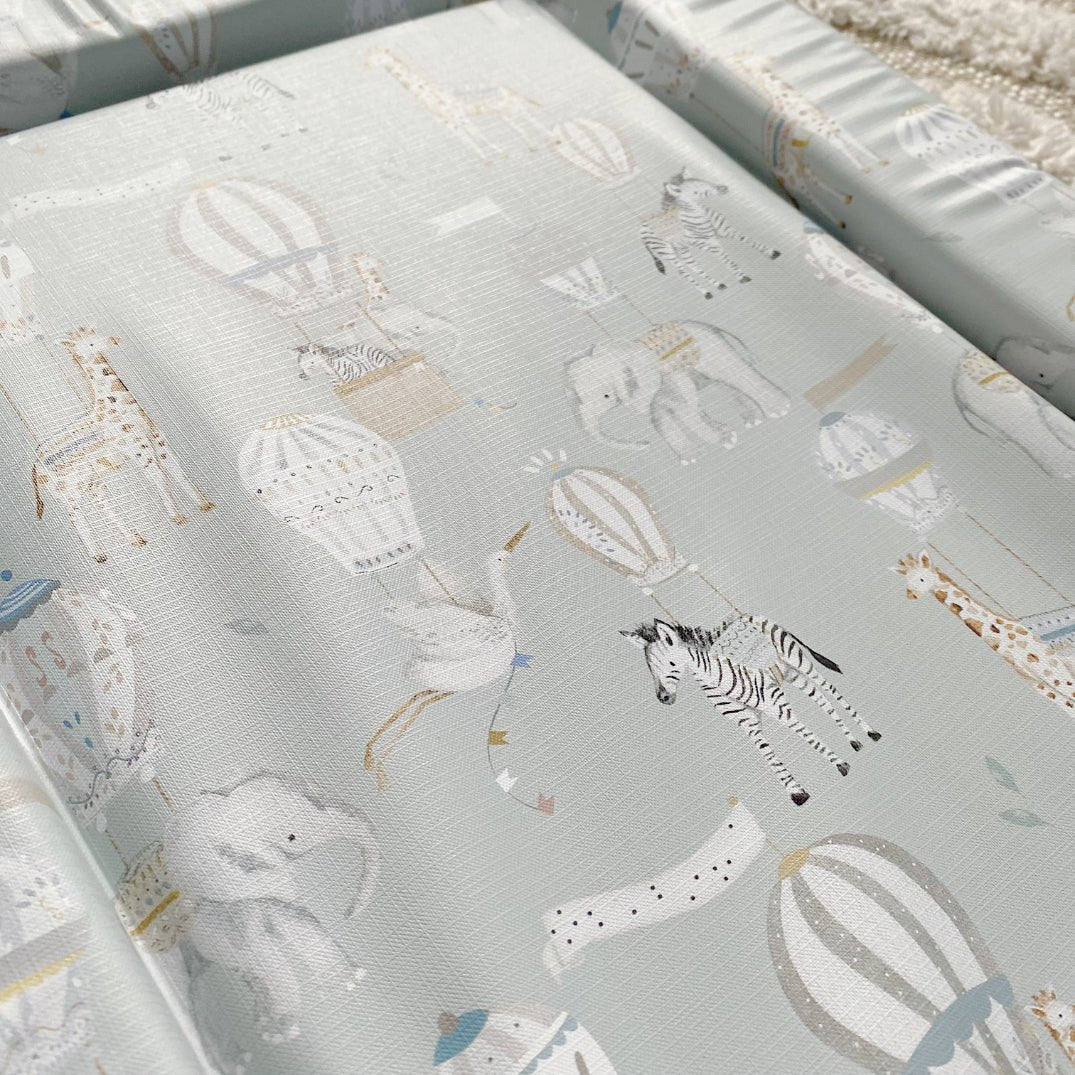 Bobbin and Bumble Standard Changing Mat - Hot Air Balloons Print - Baby&More