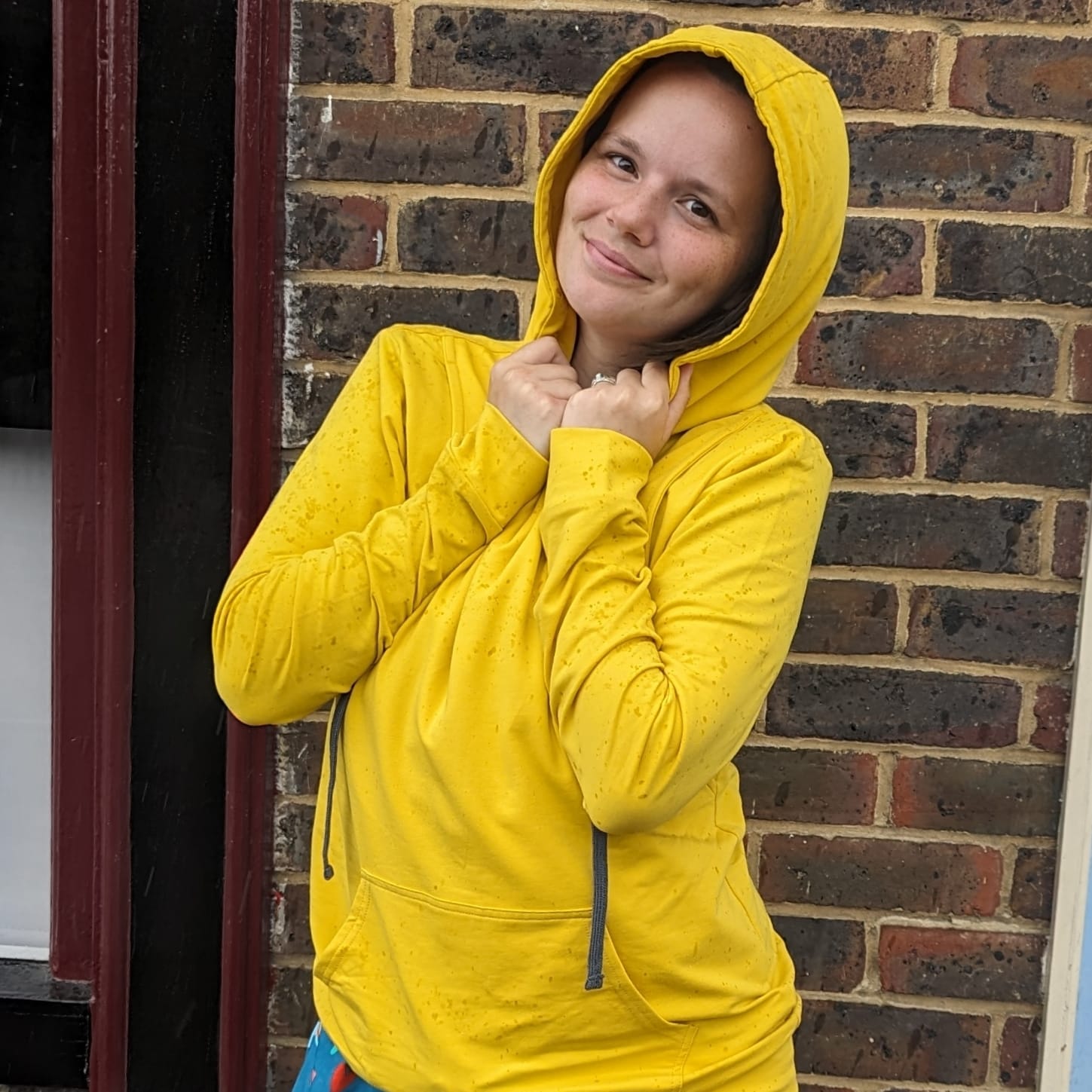 Breastfeeding Hoodie - Yellow - Baby&More