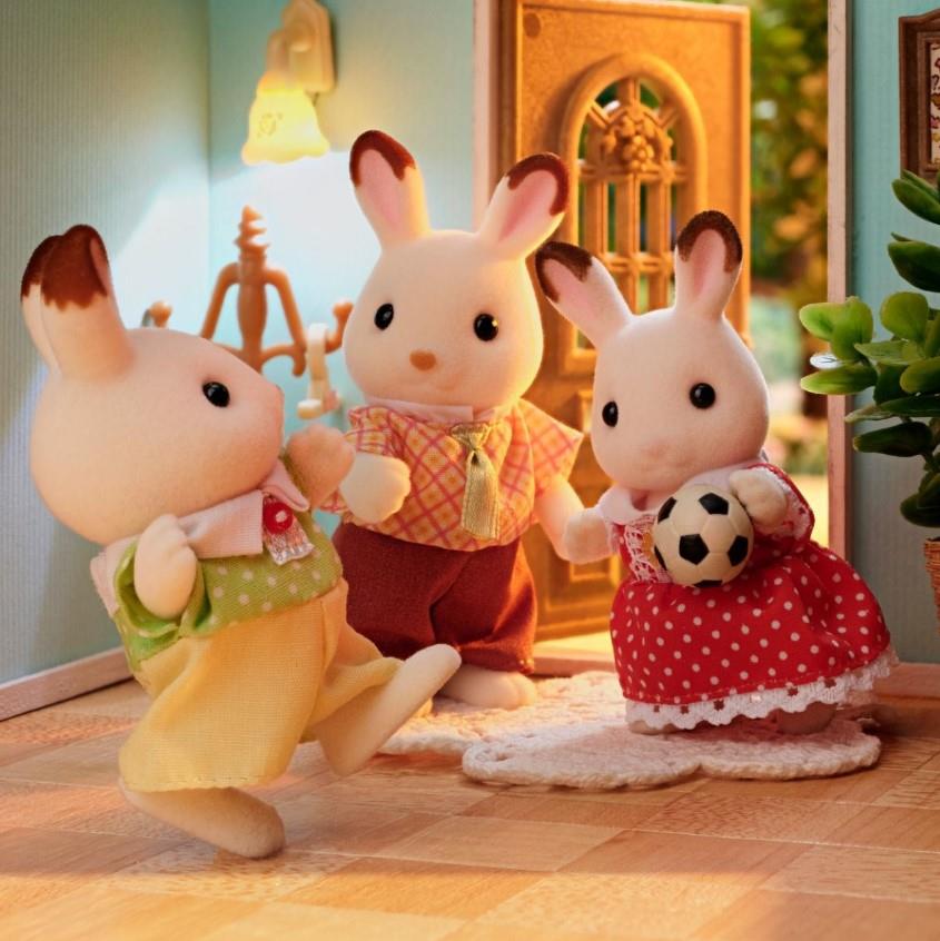 Sylvanian Families - Chocolate Rabbit Family