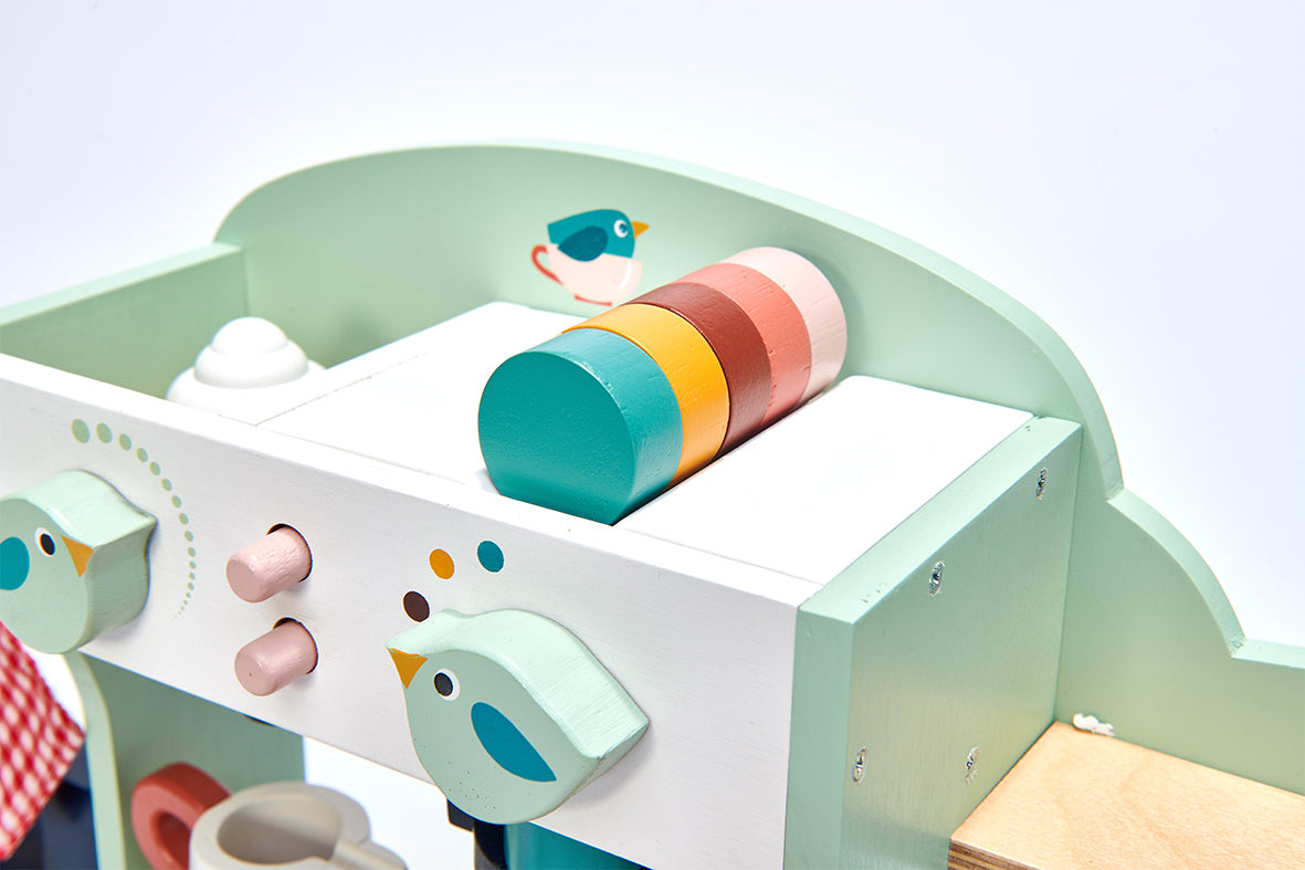 Wooden Bird's Nest Café Playset