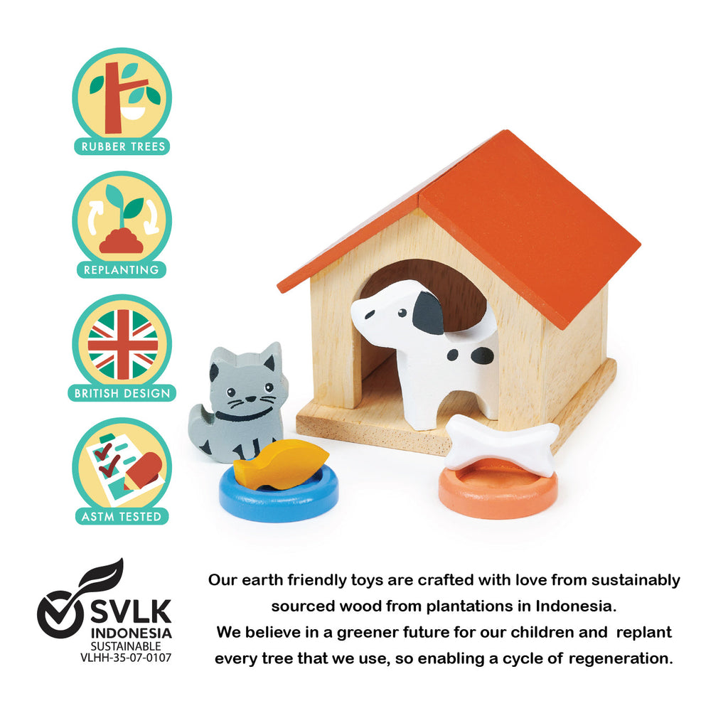 Wooden Dolls House Dog & Cat Pet Set