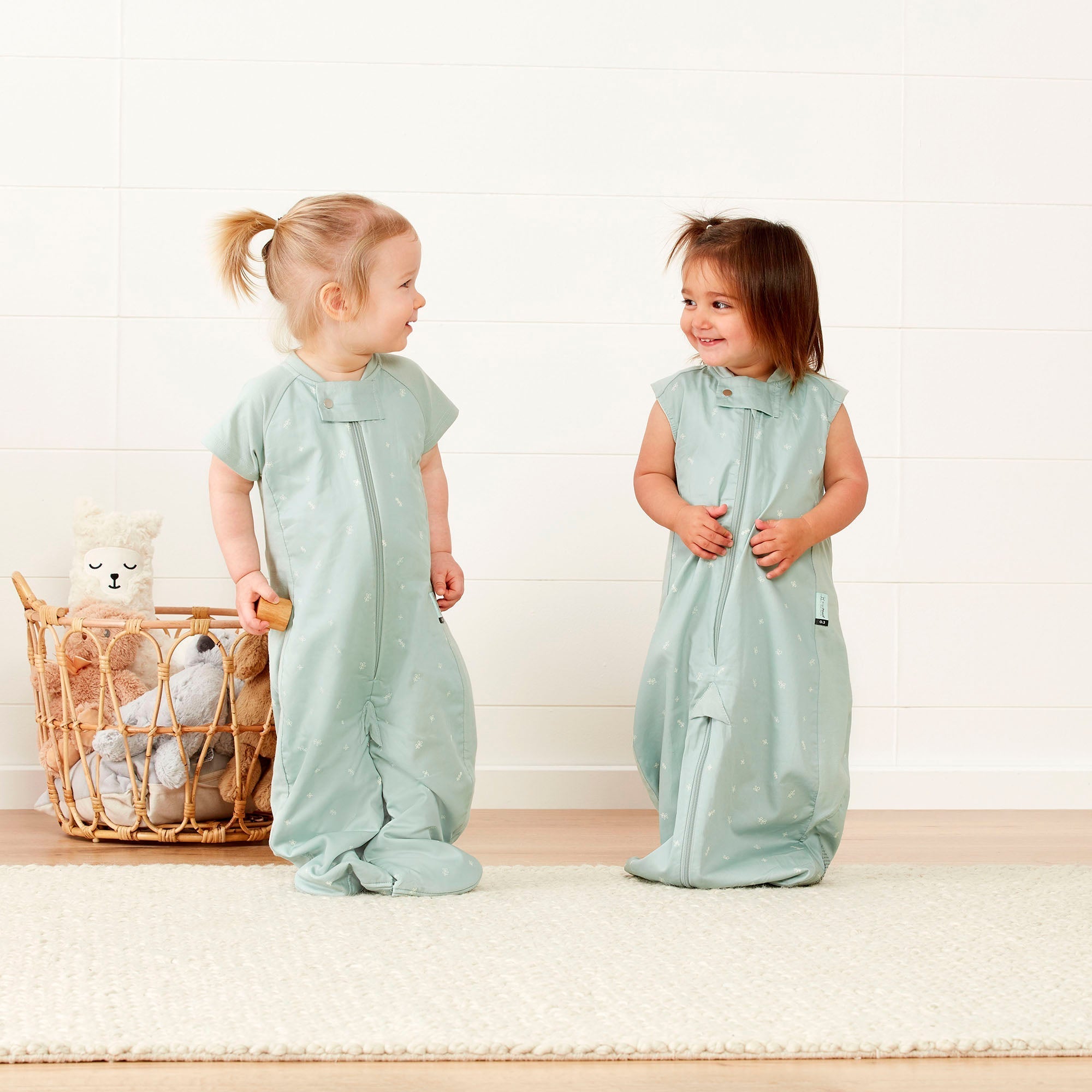 ergoPouch - Organic All Year Short Sleeved 2 in 1 Sleeping Suit Bag - Sage - 1.0 TOG - Baby&More