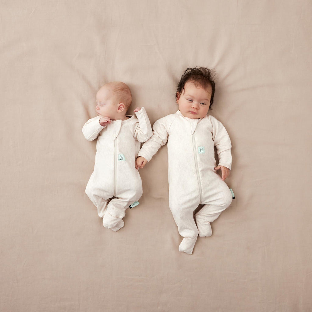 ergoPouch - Organic Layers Long Sleeve Babygrow - Oatmeal - Mild 0.2 TOG - Baby&More