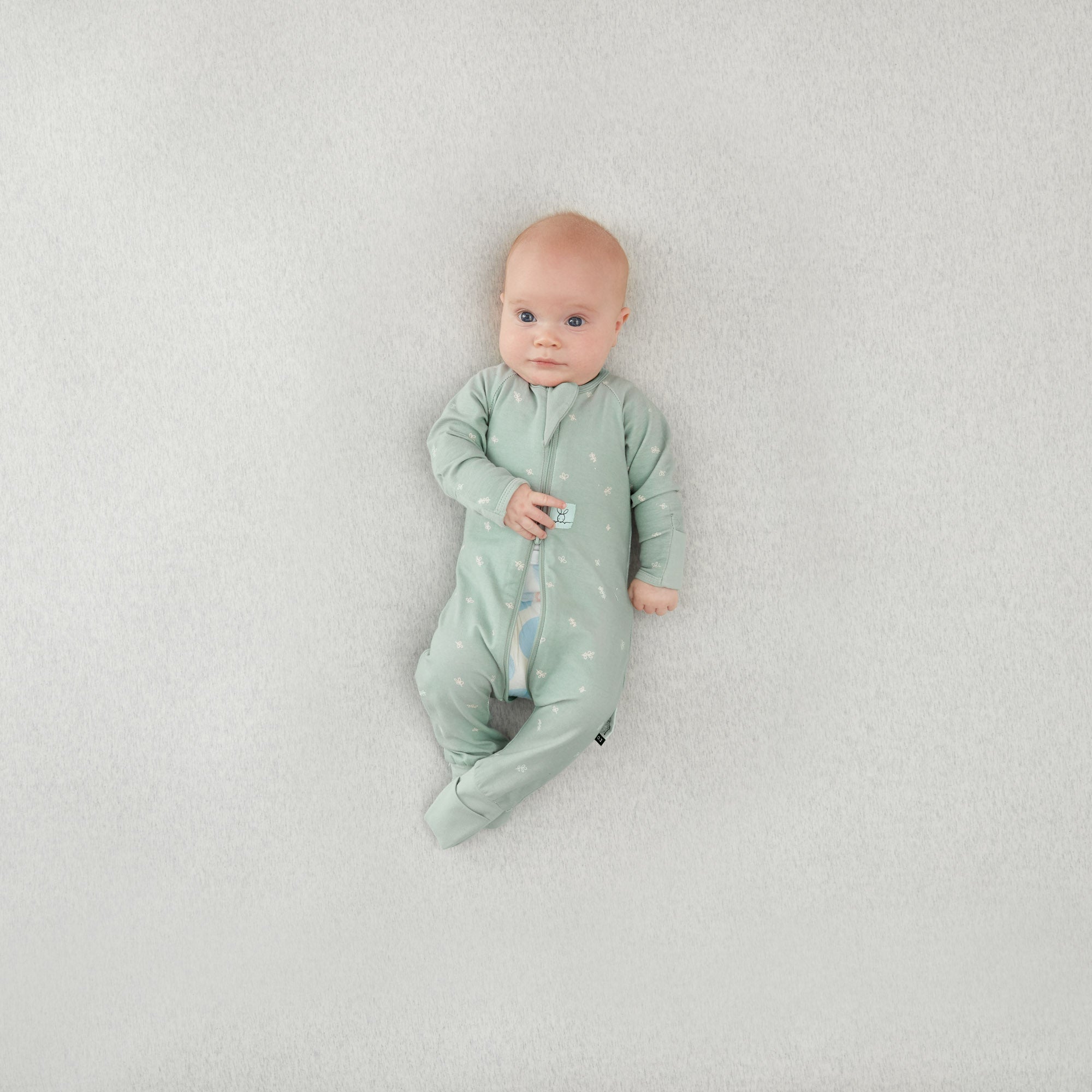 ergoPouch - Organic Layers Long Sleeve Babygrow Sleepsuit Sage - Mild 0.2 TOG - Baby&More