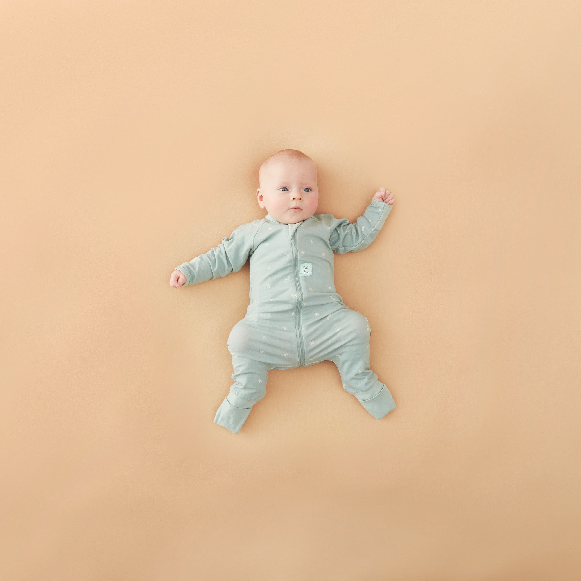 ergoPouch - Organic Layers Long Sleeve Babygrow Sleepsuit Sage - Mild 0.2 TOG - Baby&More