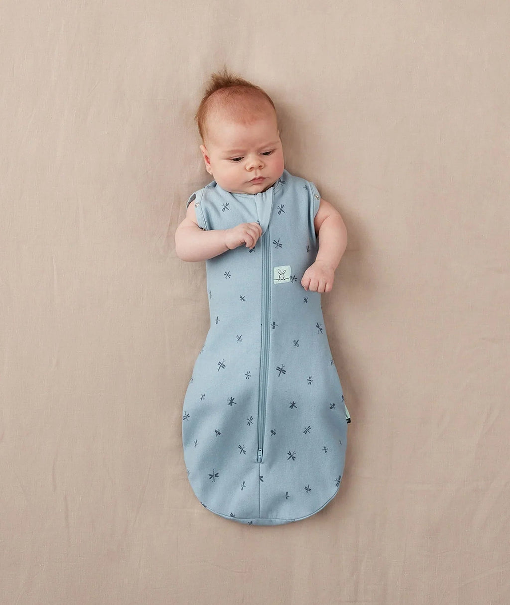 ergoPouch - Organic Summer Cocoon Swaddle Sleeping Bag - Blue Dragonflies - 0.2 TOG - Baby&More