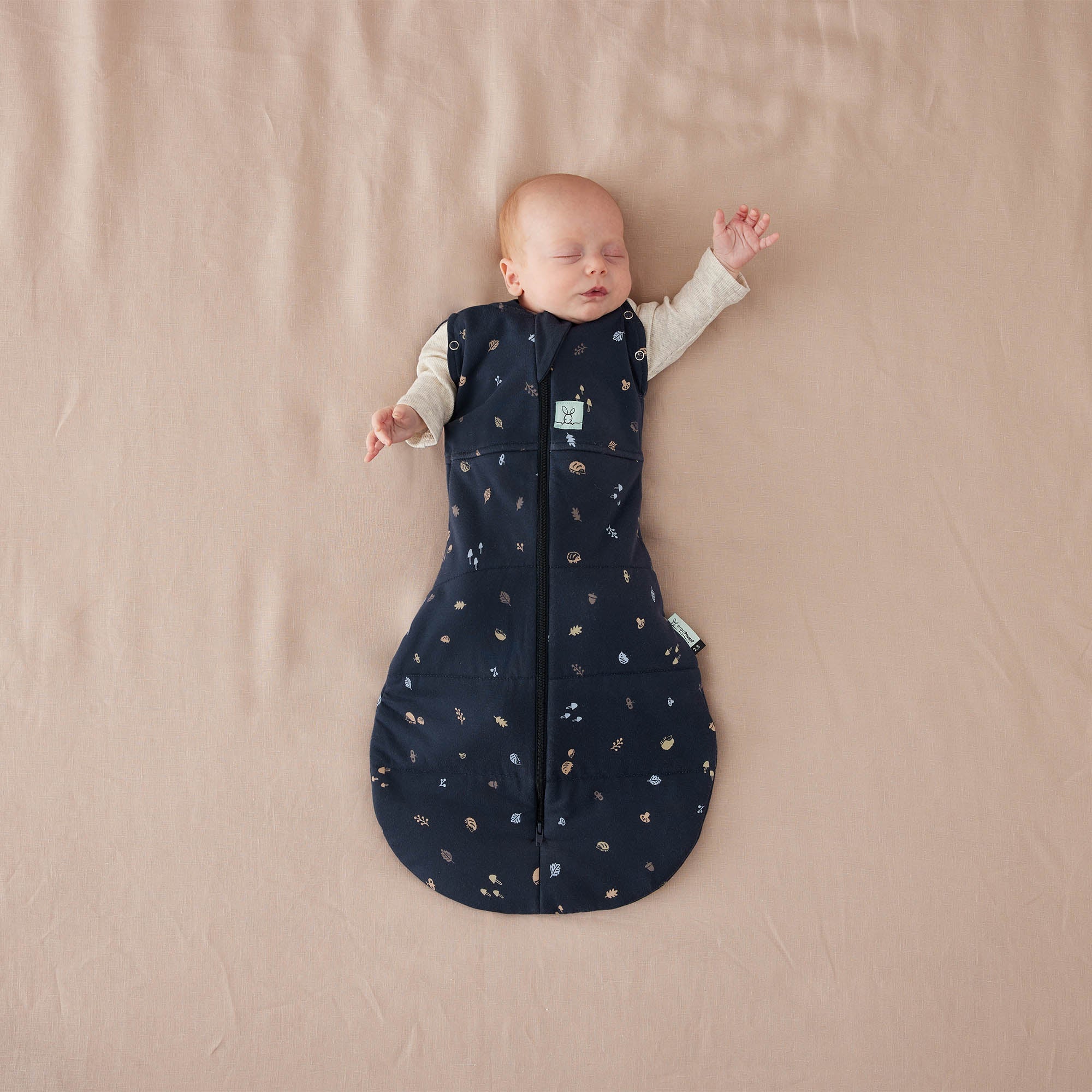ergoPouch - Organic Winter Cocoon Swaddle Sleeping Bag - Hedgehog - 2.5 TOG - 3 - 6m - Baby&More