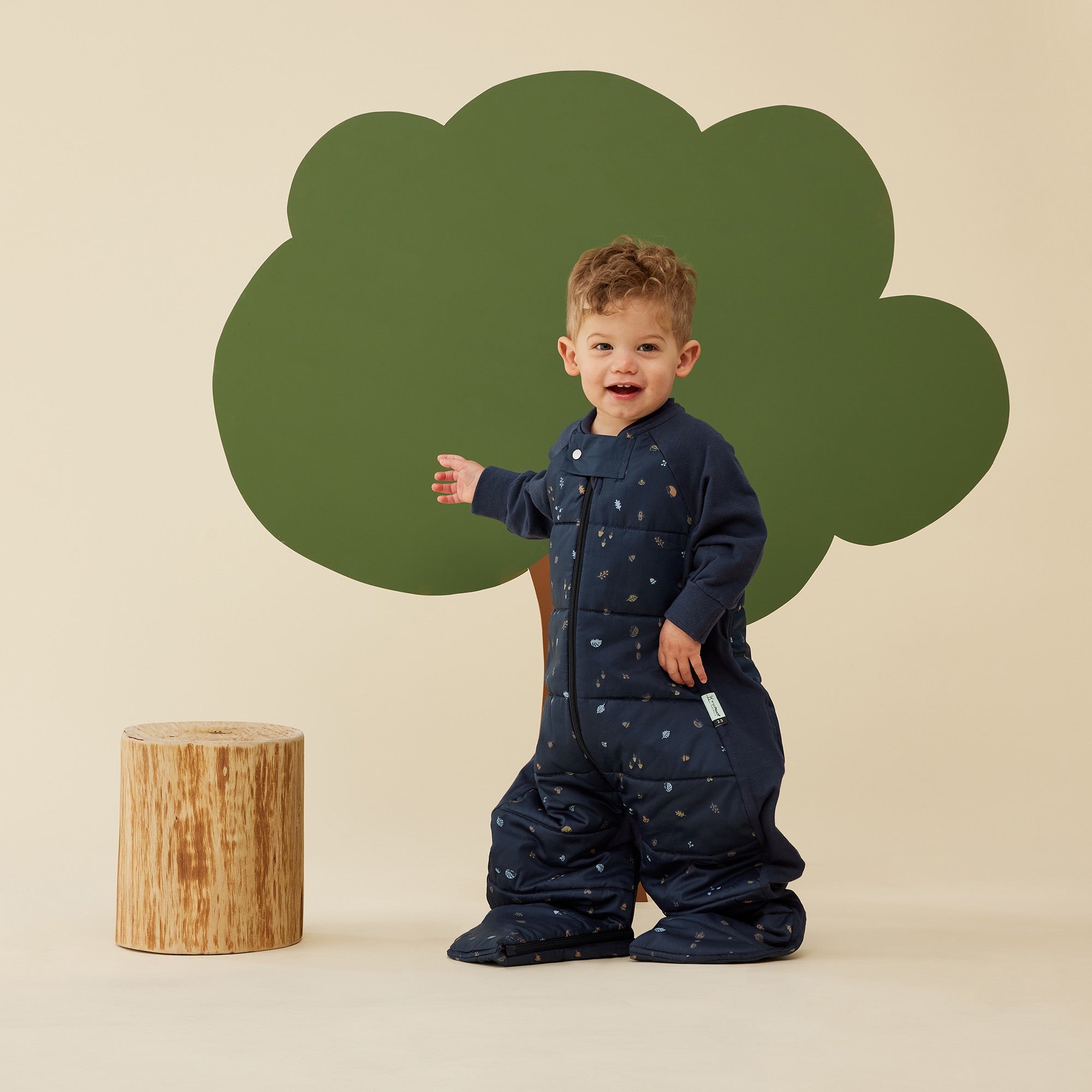 ergoPouch - Organic Winter Long Sleeved 2 in 1 Sleeping Suit Bag - Navy Hedgehog - 2.5 TOG - Baby&More