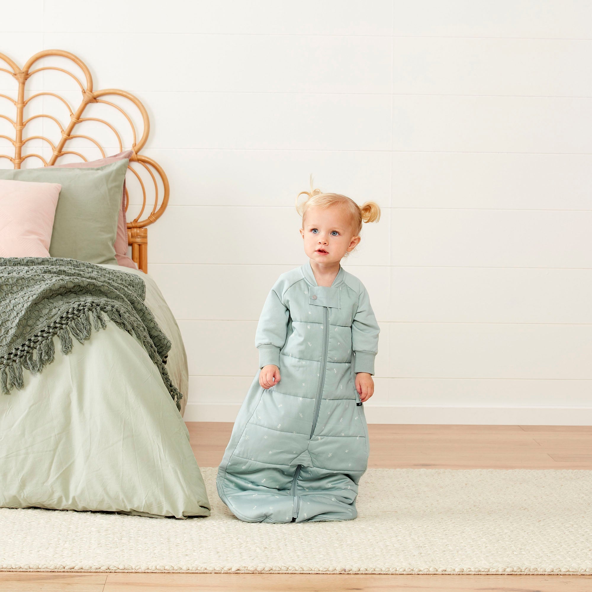 ergoPouch - Organic Winter Long Sleeved 2 in 1 Sleeping Suit Bag - Sage - 3.5 TOG - Baby&More