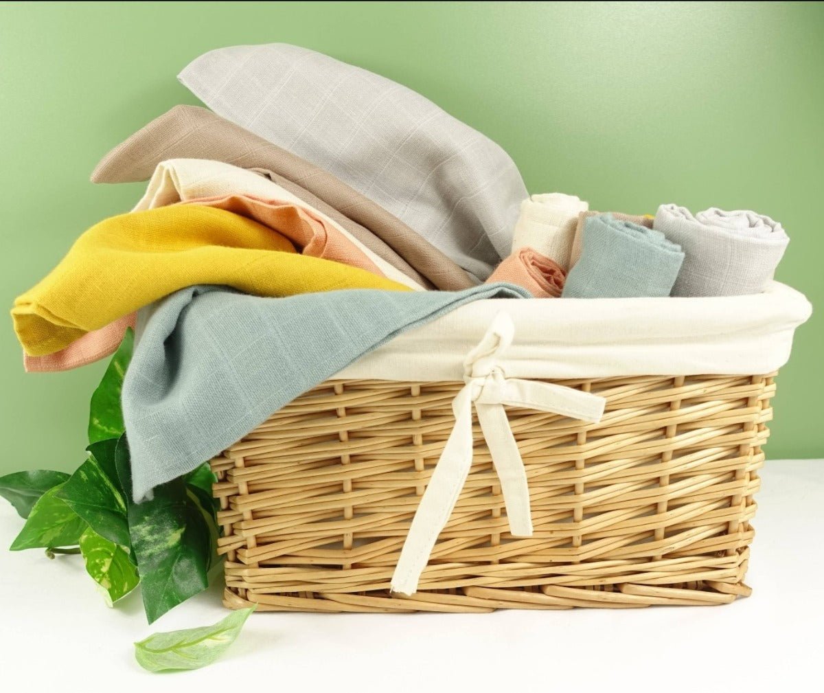 Gift Set - Earth Tones Wonder Bibs & Muslin 6 Pk - Baby&More