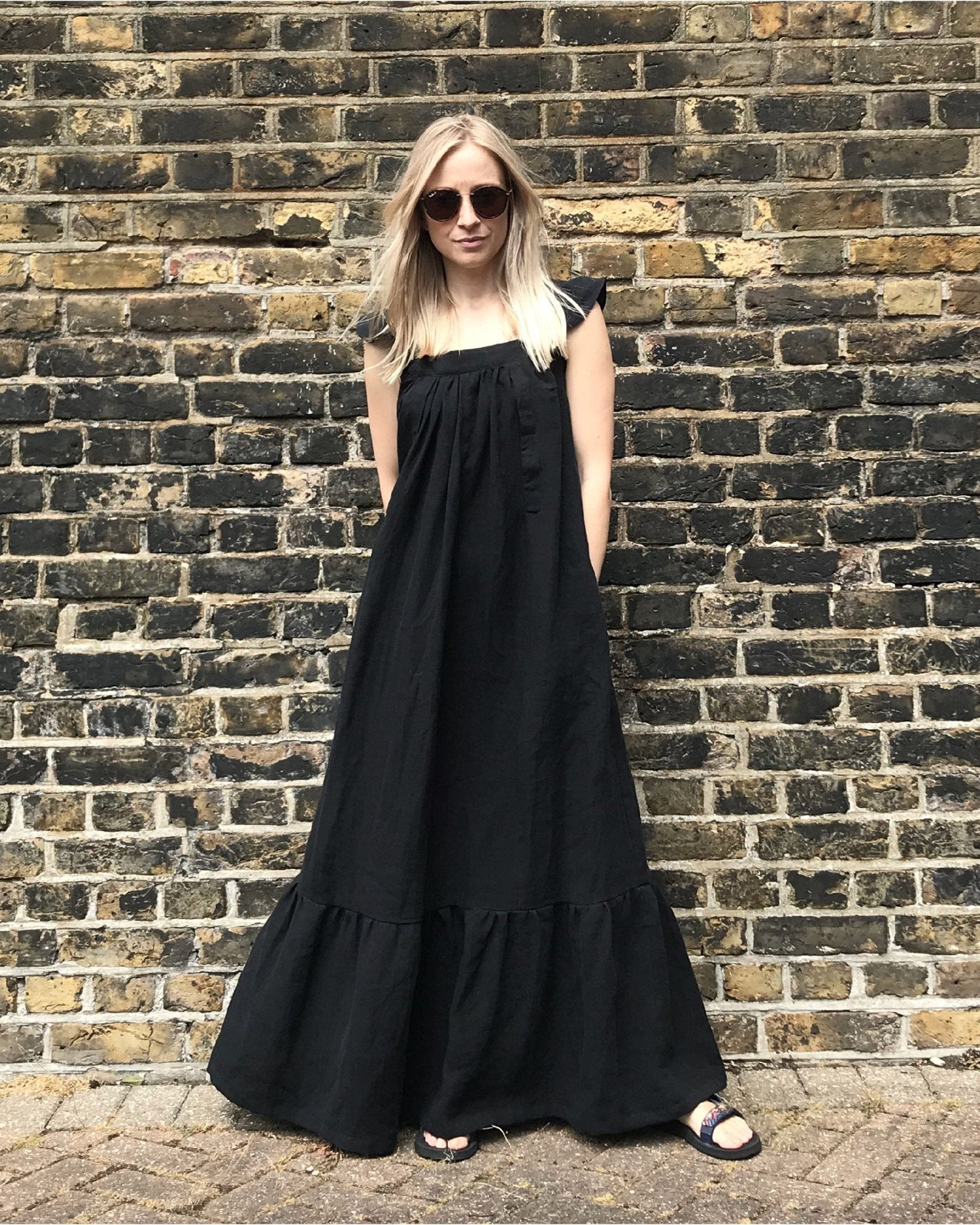 Journy Airi Maternity / Breastfeeding Linen Maxi Dress - Black - Baby&More