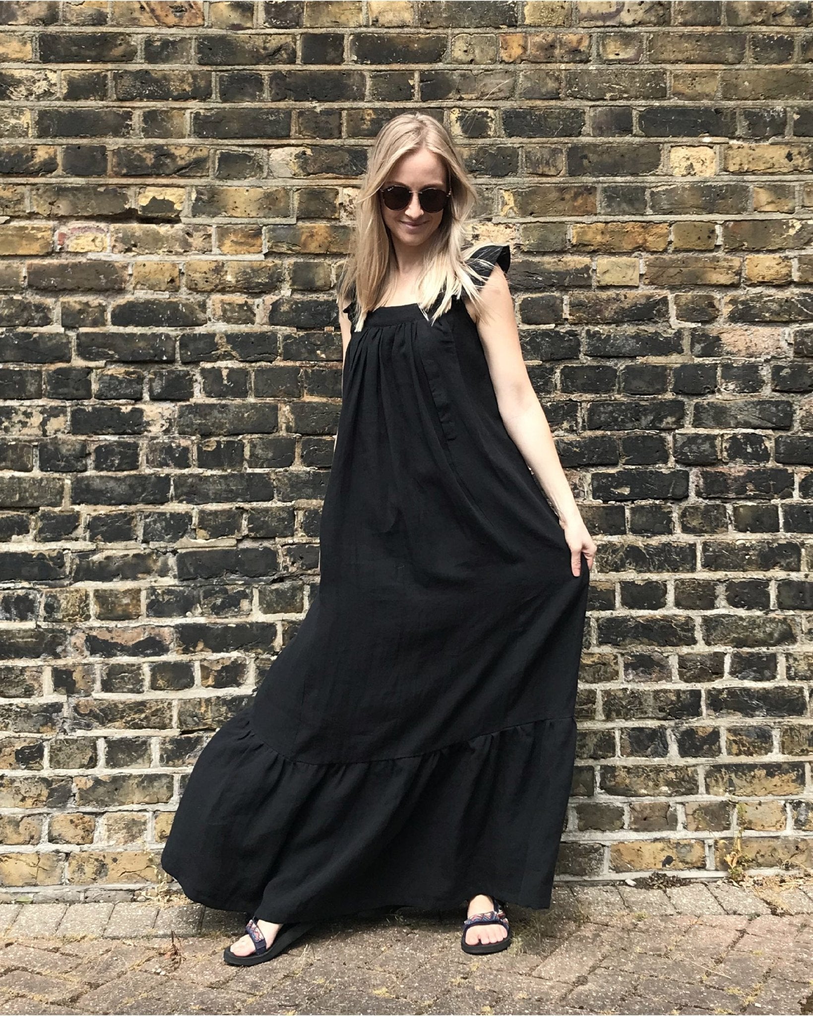 Journy Airi Maternity / Breastfeeding Linen Maxi Dress - Black - Baby&More
