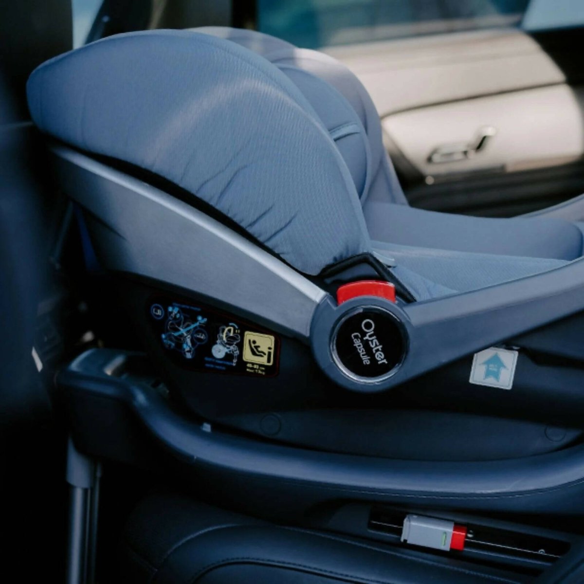 Oyster Capsule Car Seat Isofix Base - Grey