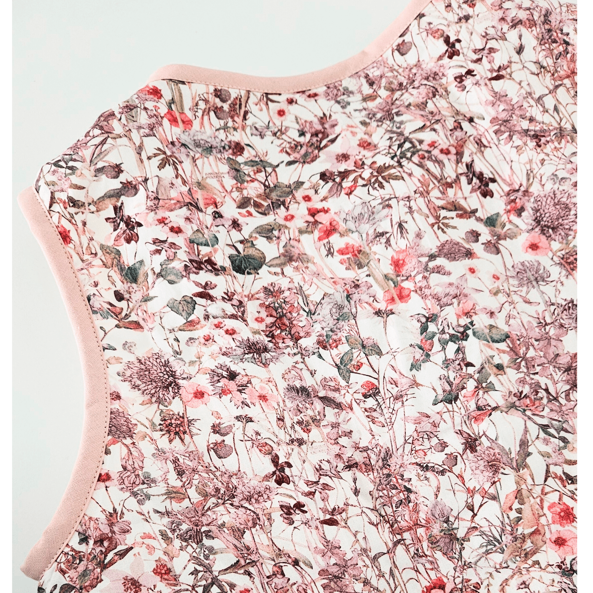 Little Scandi baby Kids Stylish Vest / Gilet - Pink Rosablomst