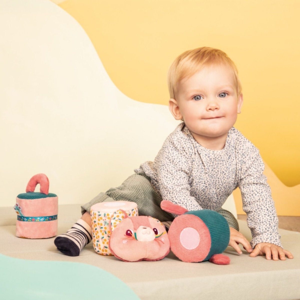 Lilliputiens Plush Sound Roll - Jeanne - Baby&More