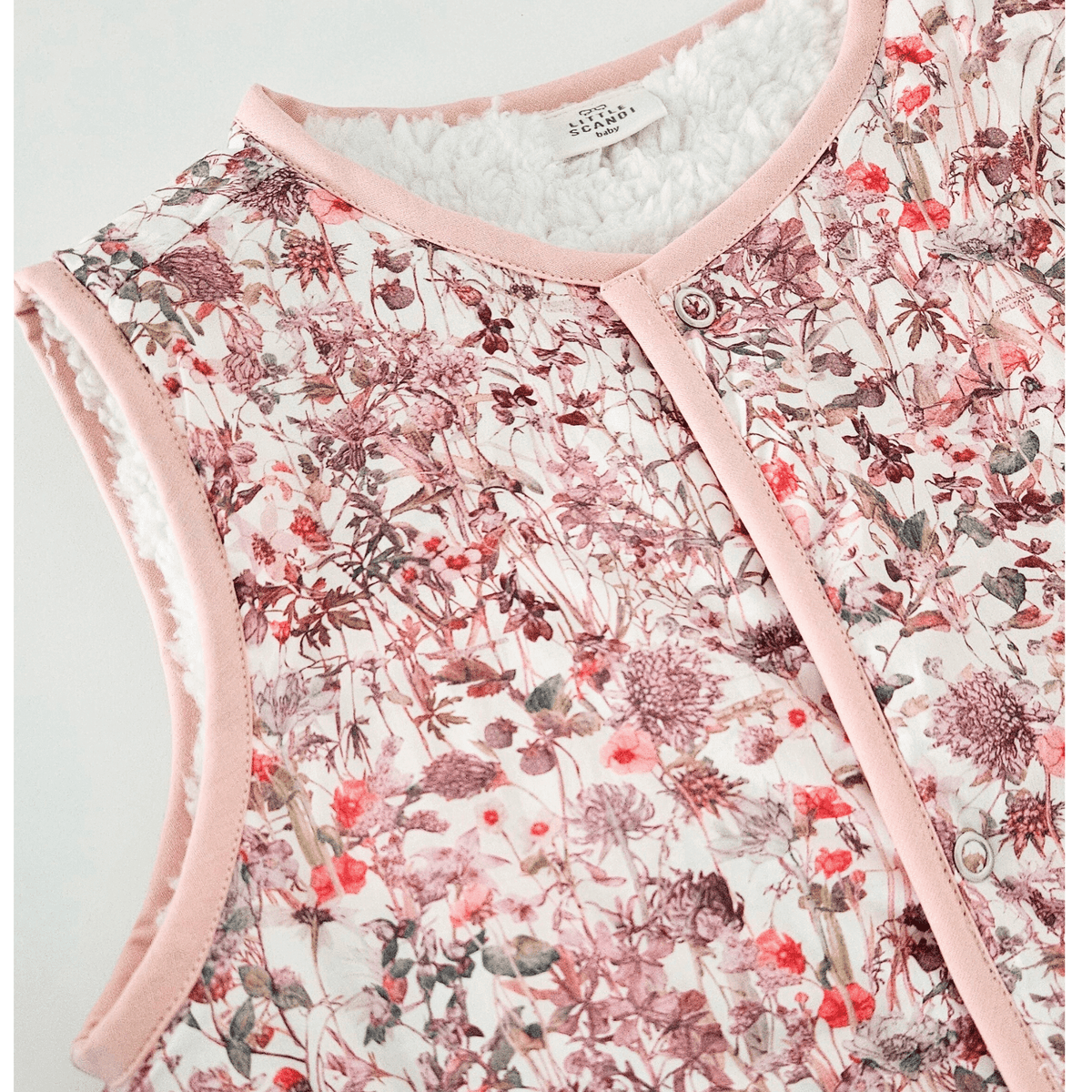 Little Scandi baby Kids Stylish Vest / Gilet - Pink Rosablomst - Baby&More