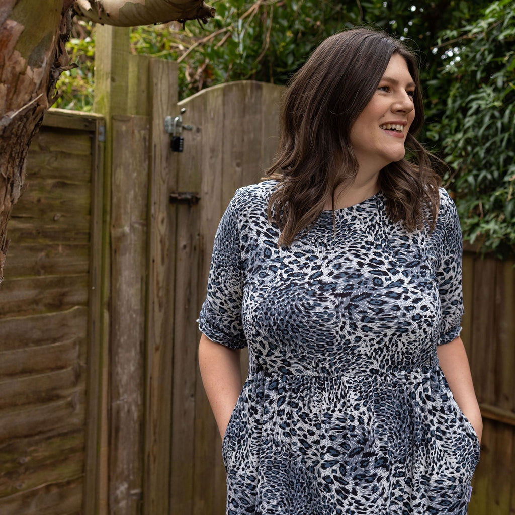 The Midi Breastfeeding Dress - Grey Leopard