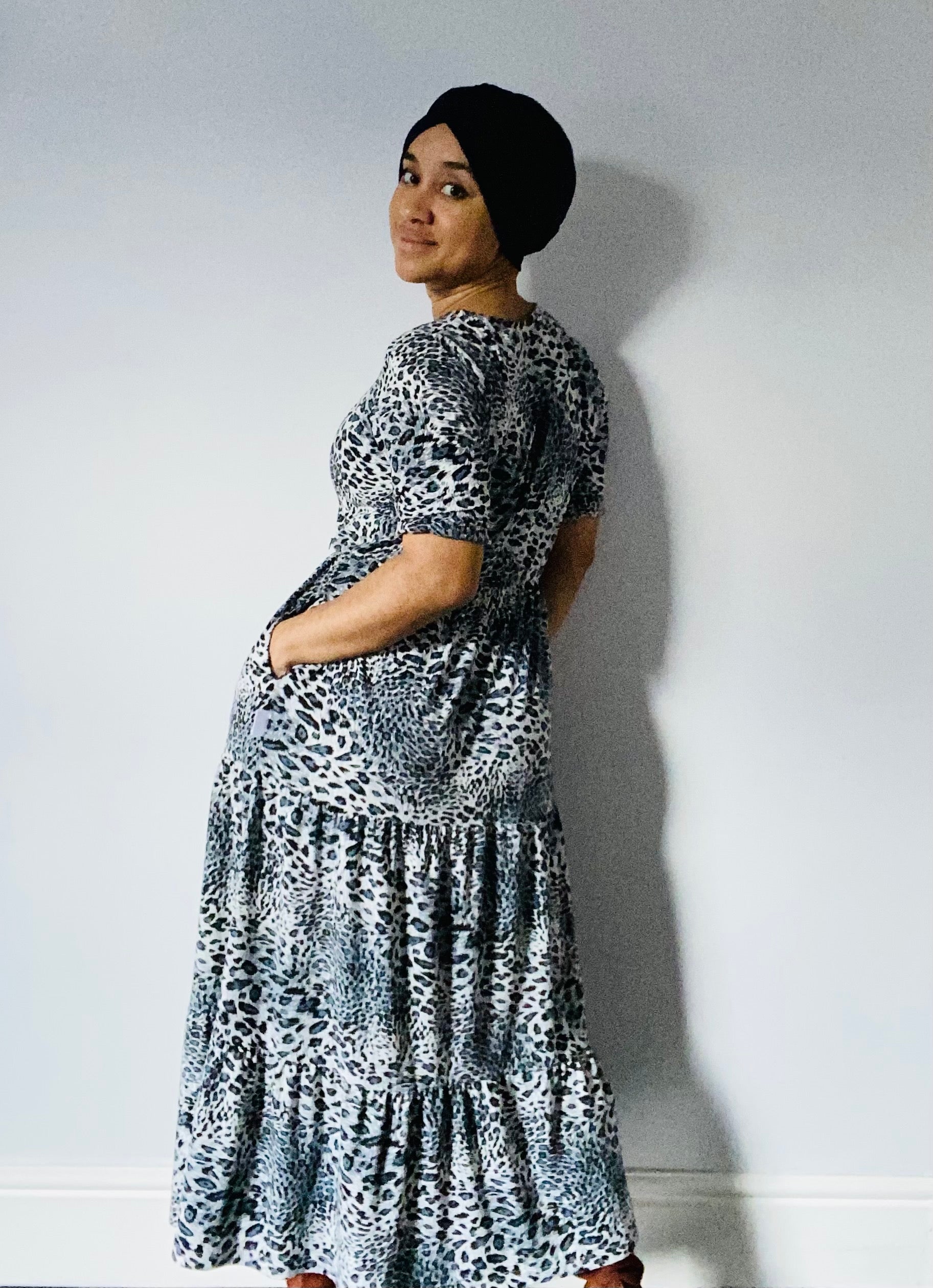The Midi Breastfeeding Dress - Grey Leopard
