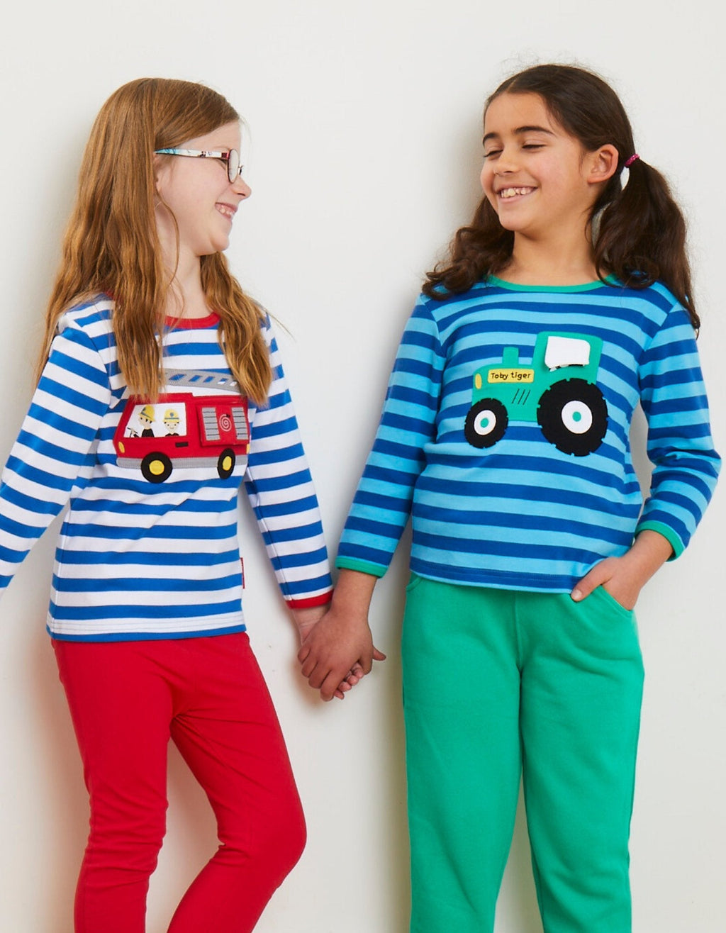 Toby Tiger Organic Applique Long-Sleeved T-Shirt - Tractor with Flap