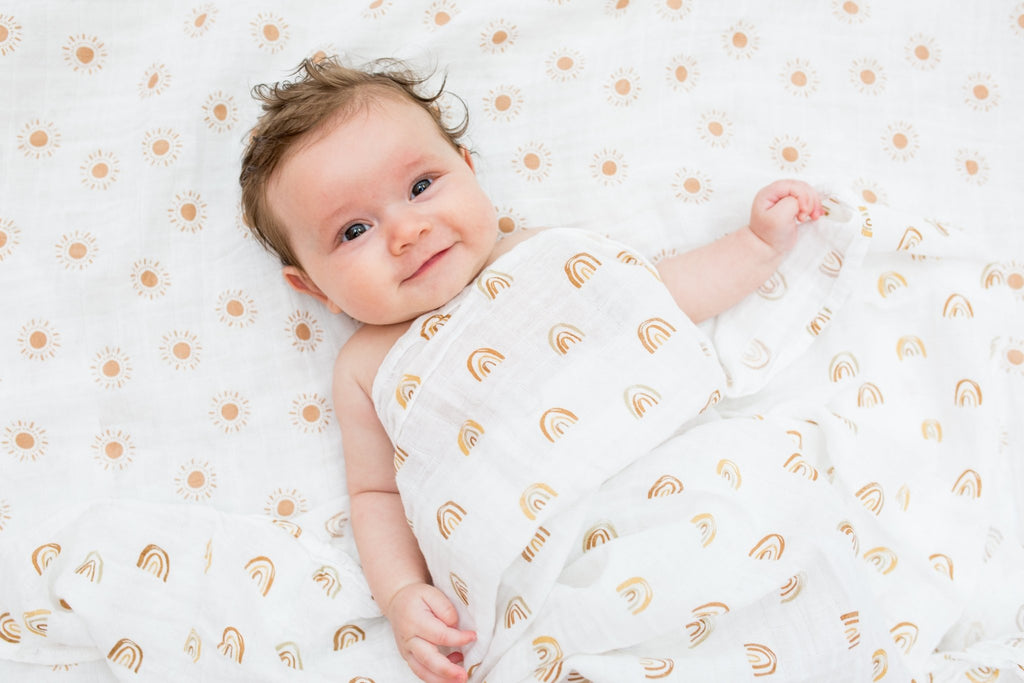 Lulujo - 2 Pack Cotton Swaddles - Rainbows / Suns (100cm x100cm) - Baby&More