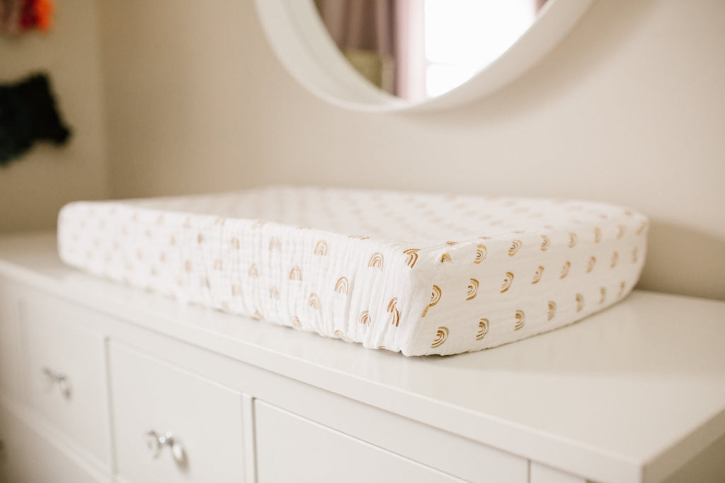 Lulujo - Cotton Changing Pad Cover - Rainbows (81cm x 43cm) - Baby&More