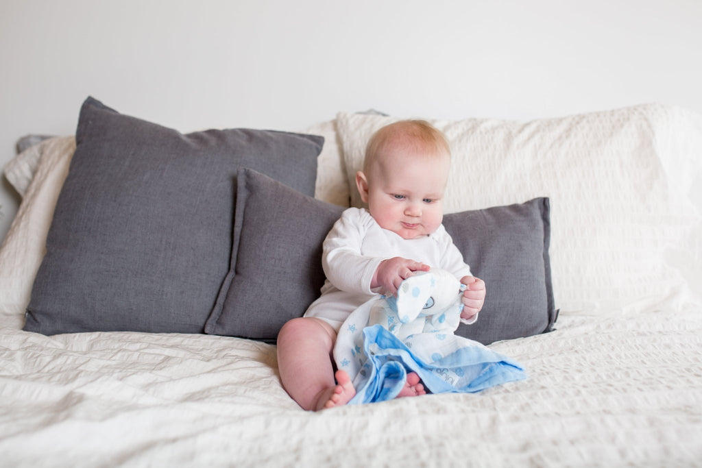 Lulujo - Cotton Muslin Lovie Comforter Blanket - Blue Puppy - Baby&More