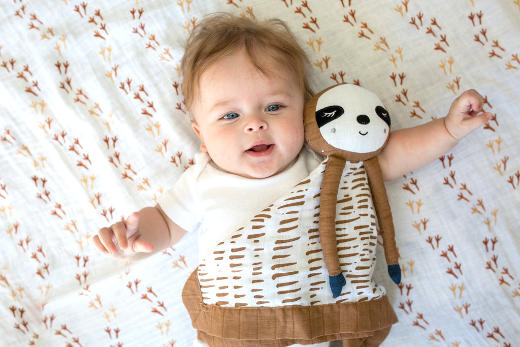 Lulujo - Cotton Muslin Lovie Comforter Blanket - Sloth - Baby&More