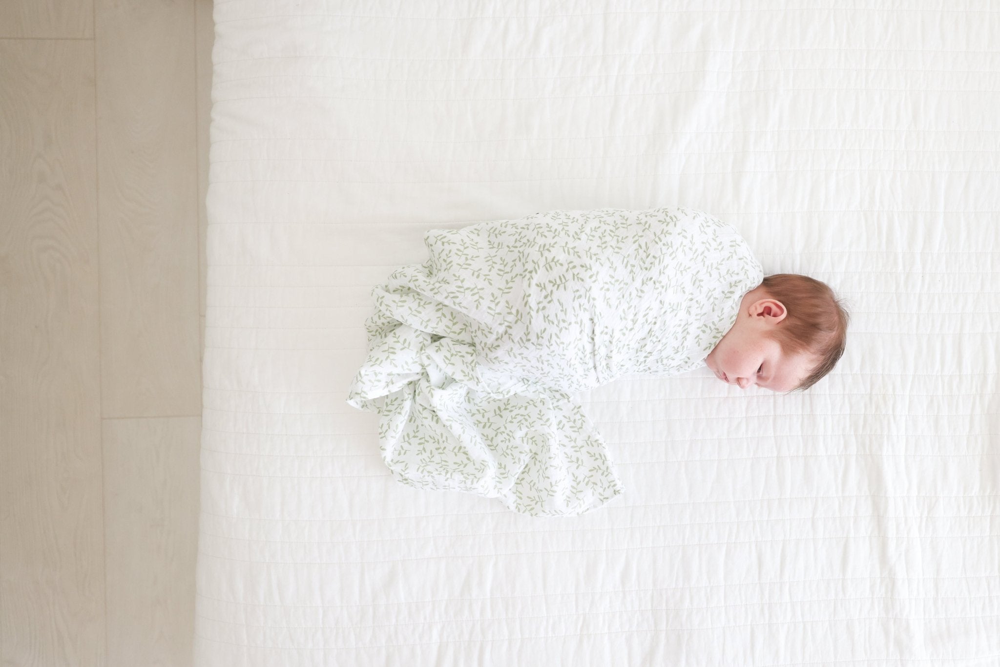 Lulujo - Muslin Swaddle - Greenery (100cm x 100cm) - Baby&More
