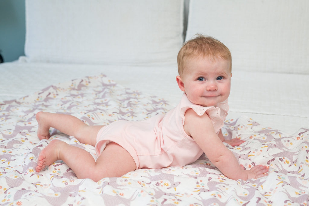 Lulujo - Muslin Swaddle Large - Unicorns (120cm x 120cm) - Baby&More