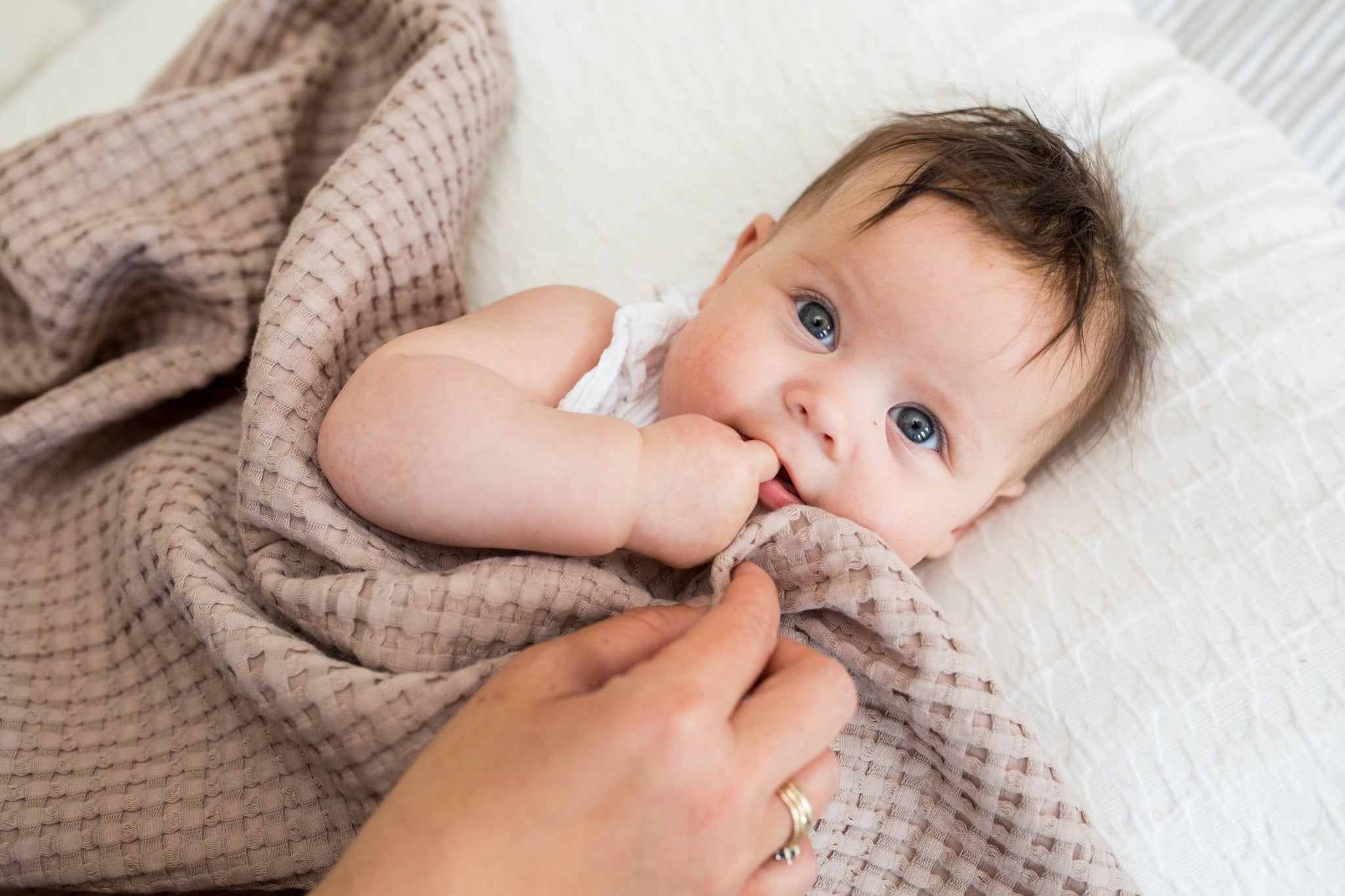 Lulujo - Waffle Blanket - Sand - Baby&More