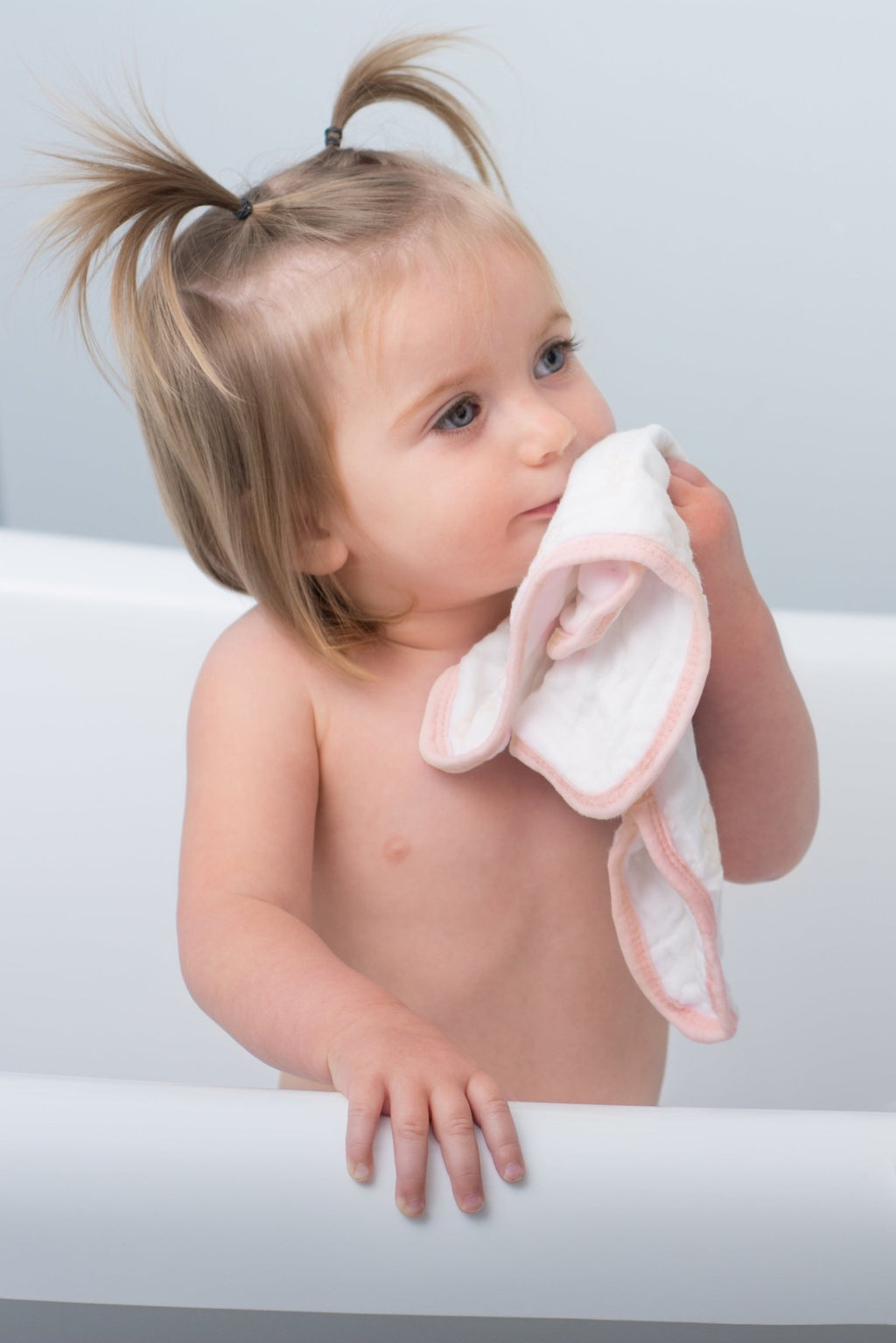 Lulujo - Washcloths - 3 Pack - Peaches, White & Strawberries - Baby&More