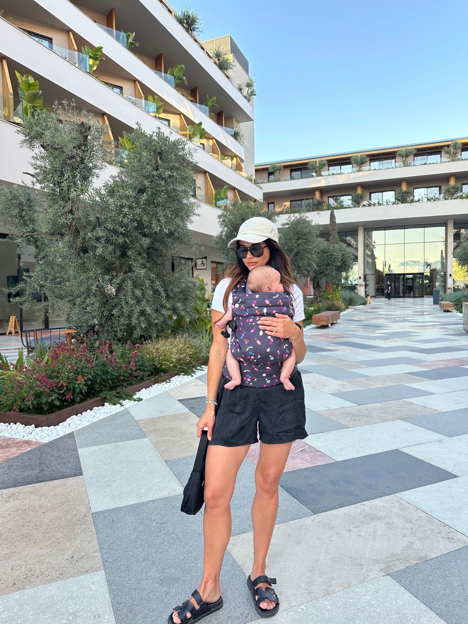 Nomad Air Baby Carrier - Kaleidoscope - Baby&More