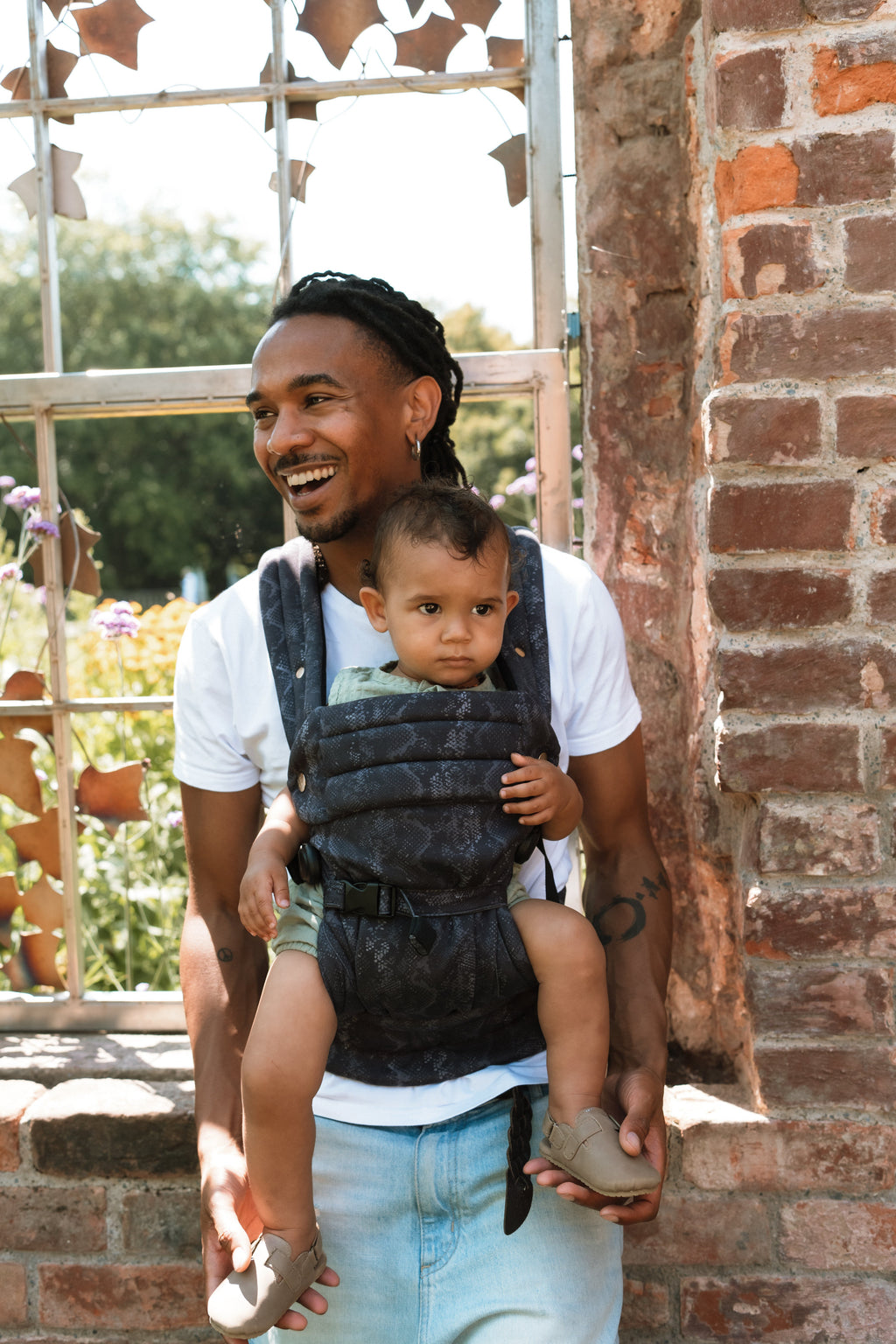 Bizzi Growin Nomad Air Baby Carrier - Serpentine