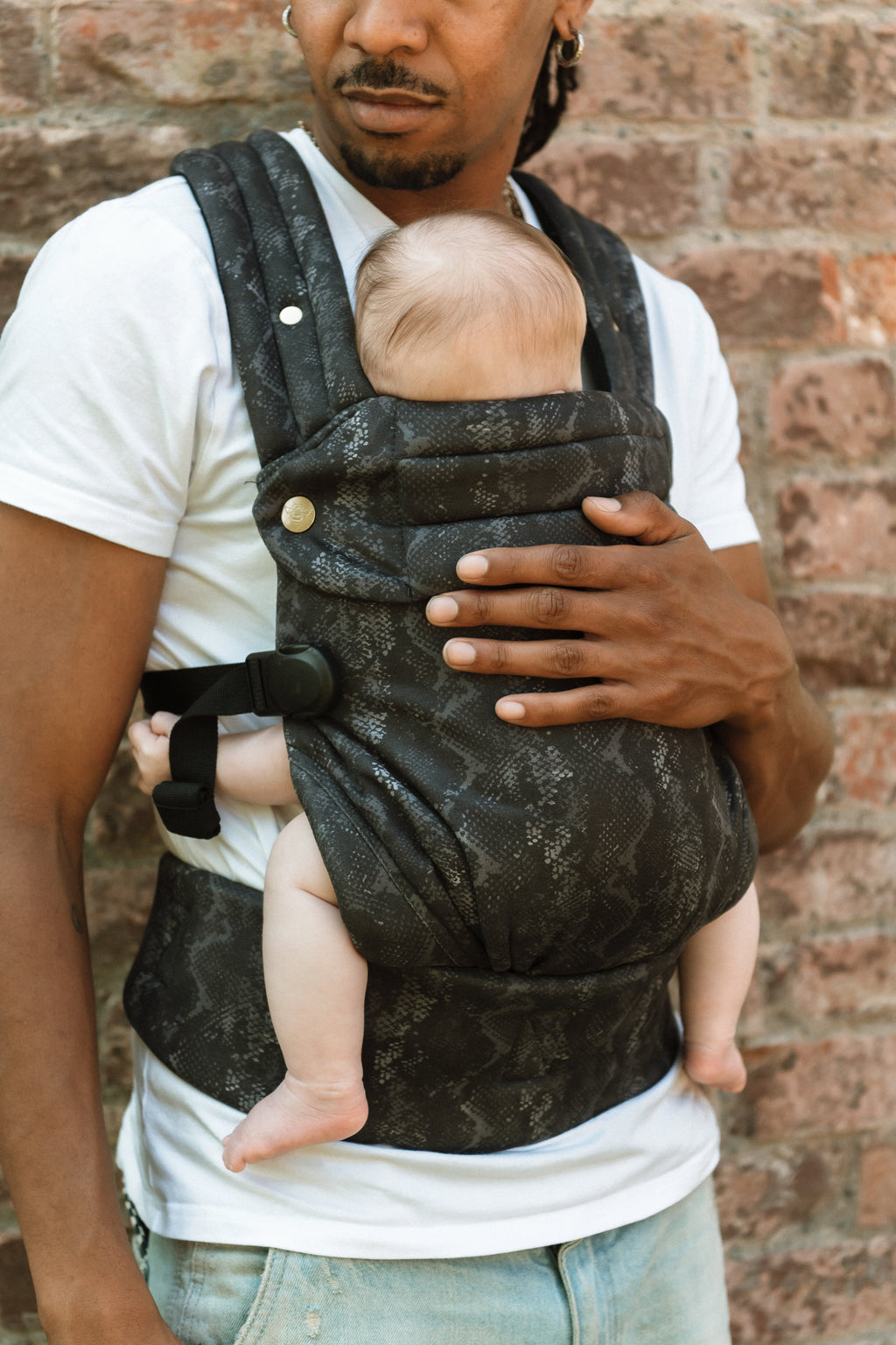 Bizzi Growin Nomad Air Baby Carrier - Serpentine