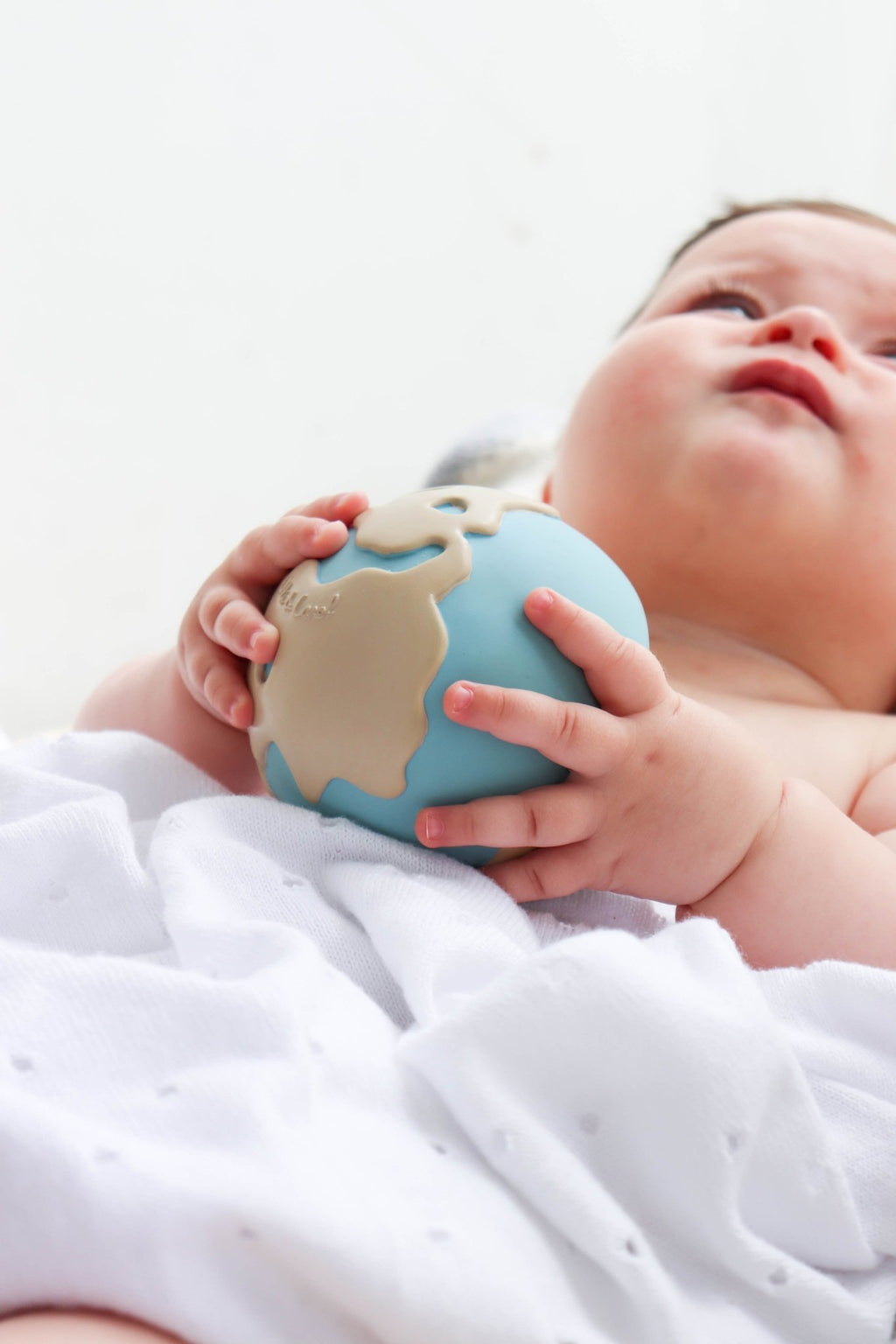 Oli & Carol Earthy the World Ball - Bath Toy / Teether - Baby&More