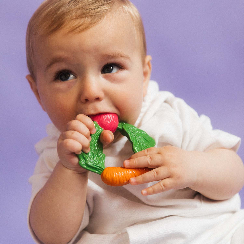 Oli & Carol Veggie Teething Ring - Baby&More