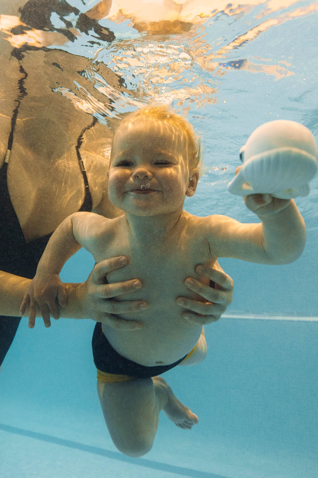 Oli & Carol Walter the Whale Bath Toy - Baby&More