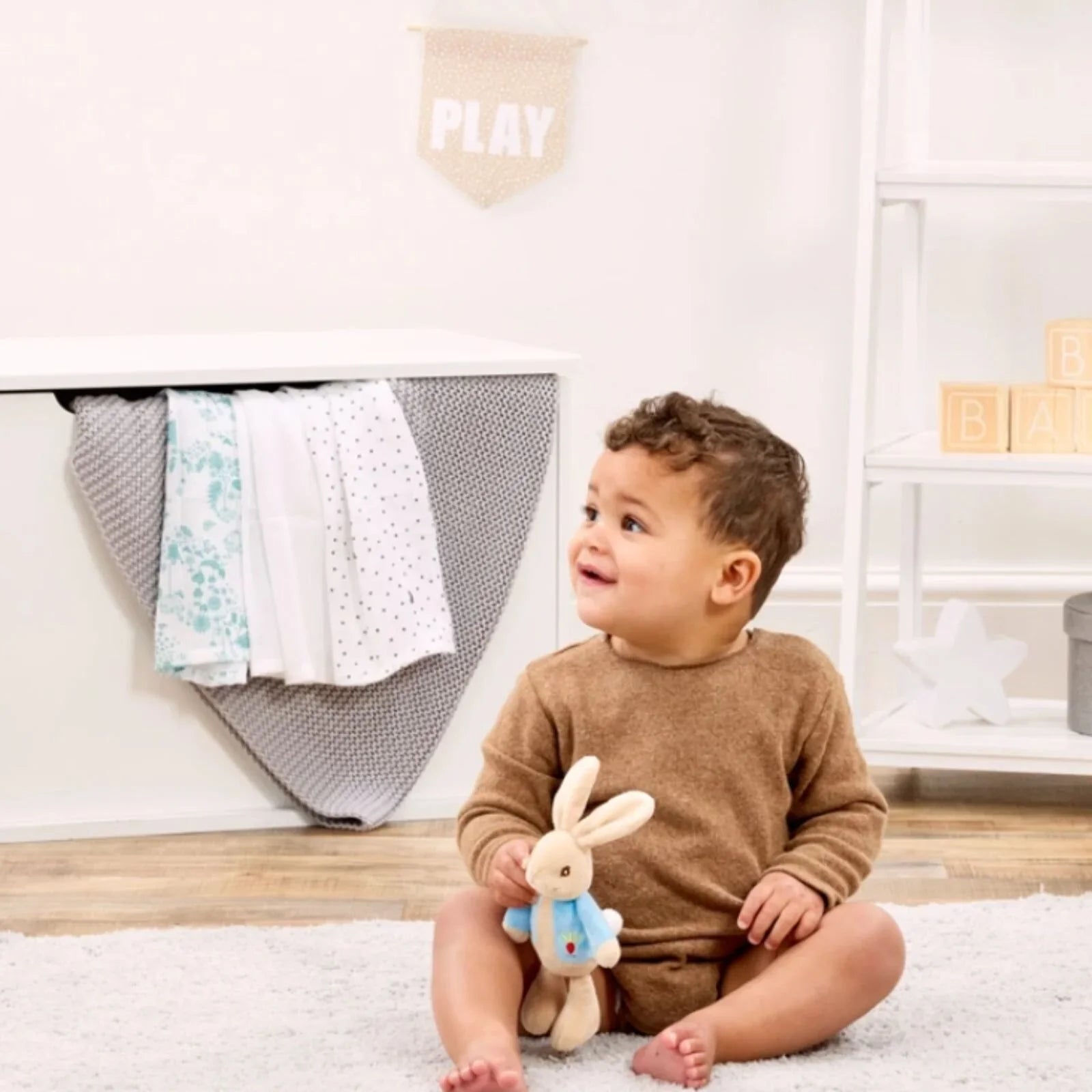 Peter Rabbit Muslin & Soft Toy Baby Gift Set - Baby&More