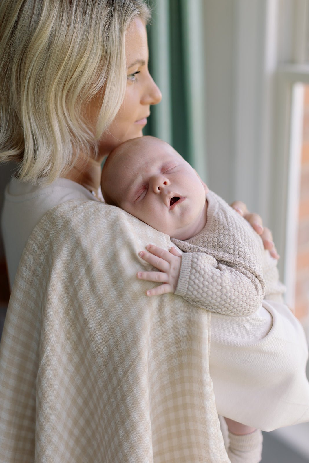 Ralphie Bear Large Swaddle Muslin - Gingham Beige - Baby&More