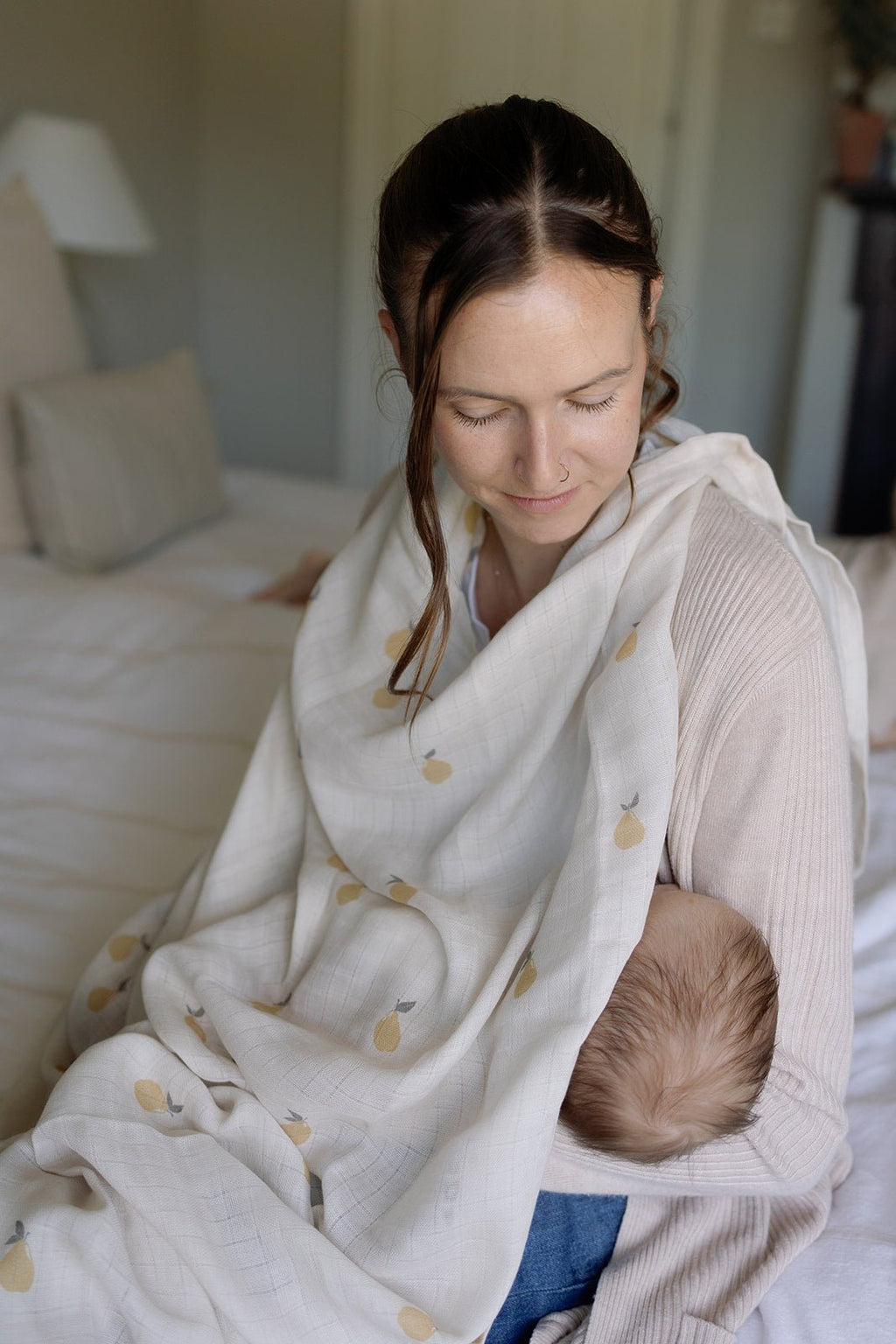 Ralphie Bear Large Swaddle Muslin - Pears - Baby&More