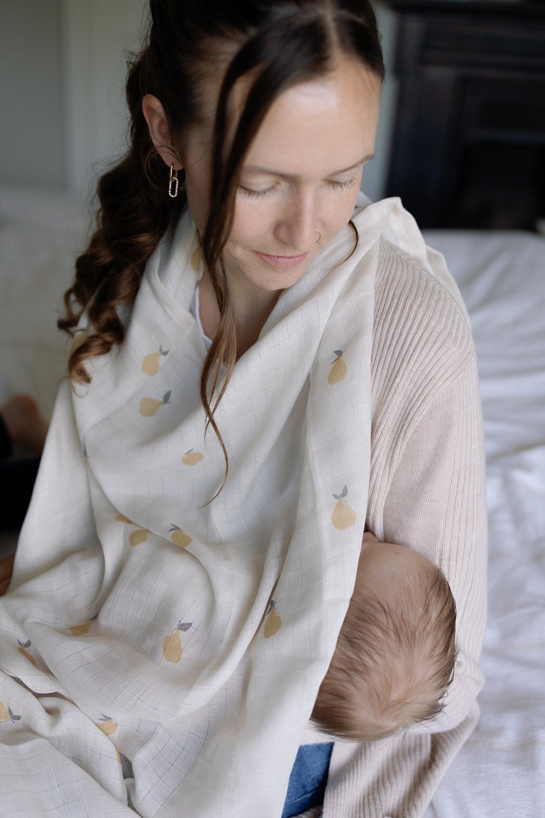 Ralphie Bear Large Swaddle Muslin - Pears - Baby&More