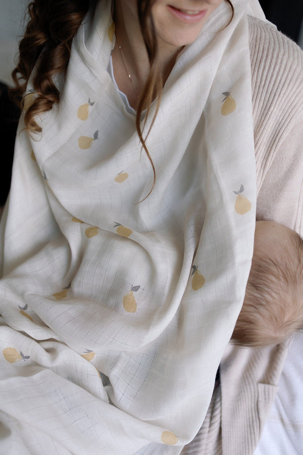 Ralphie Bear Large Swaddle Muslin - Pears - Baby&More