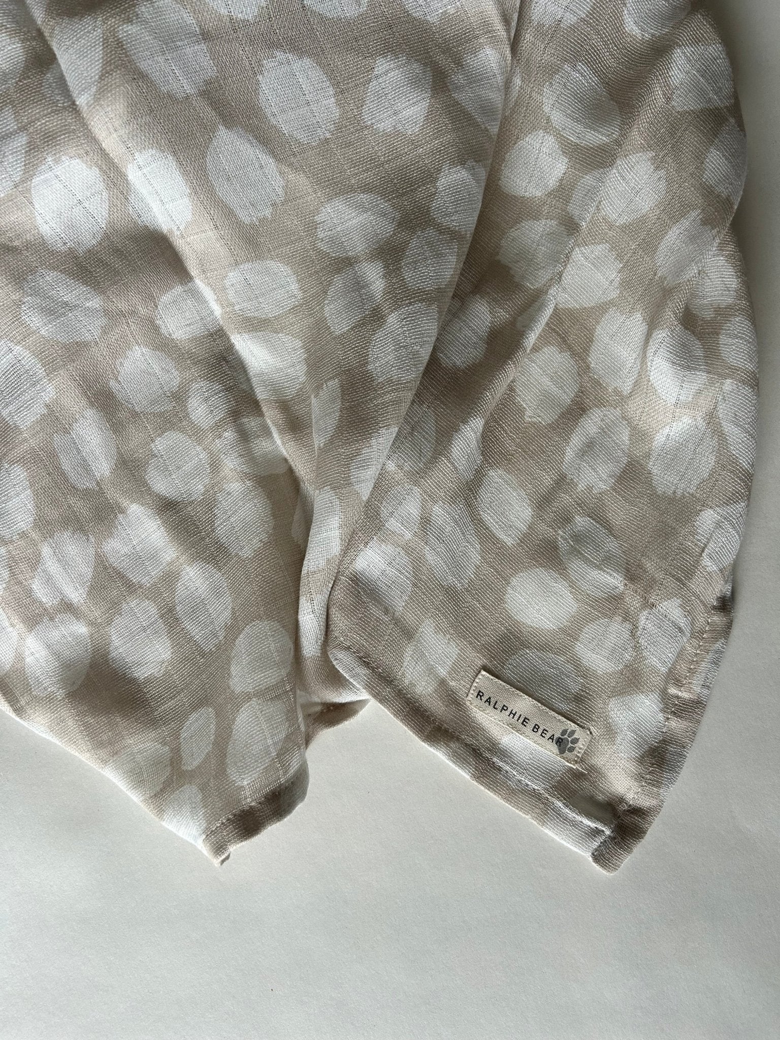 Ralphie Bear Large Swaddle Muslin - Scallop - Baby&More