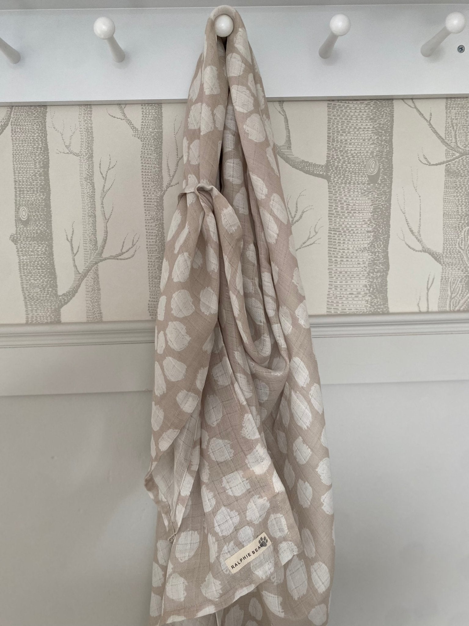 Ralphie Bear Large Swaddle Muslin - Scallop - Baby&More