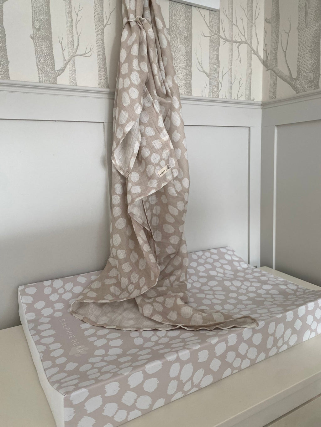 Ralphie Bear Large Swaddle Muslin - Scallop - Baby&More