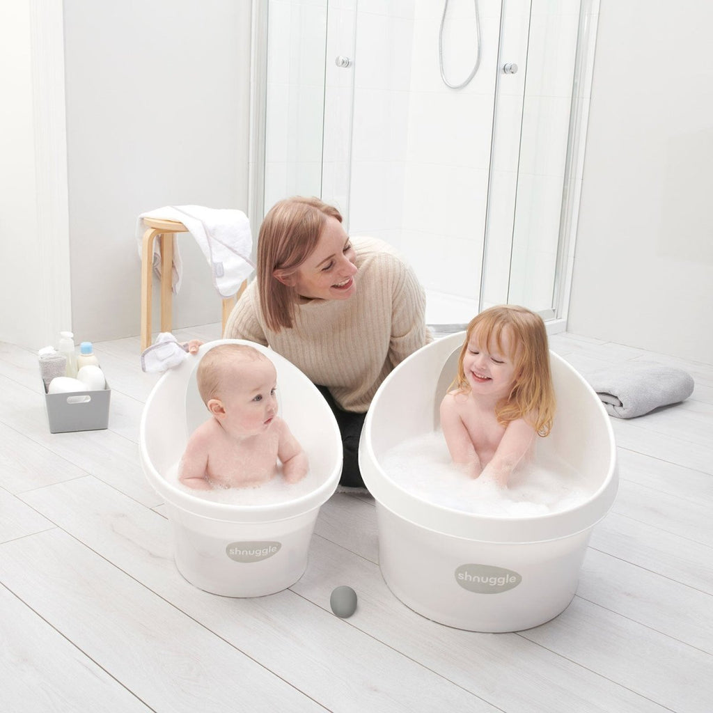 Shnuggle Toddler Bath Tub - White With Light Grey Backrest - Baby&More