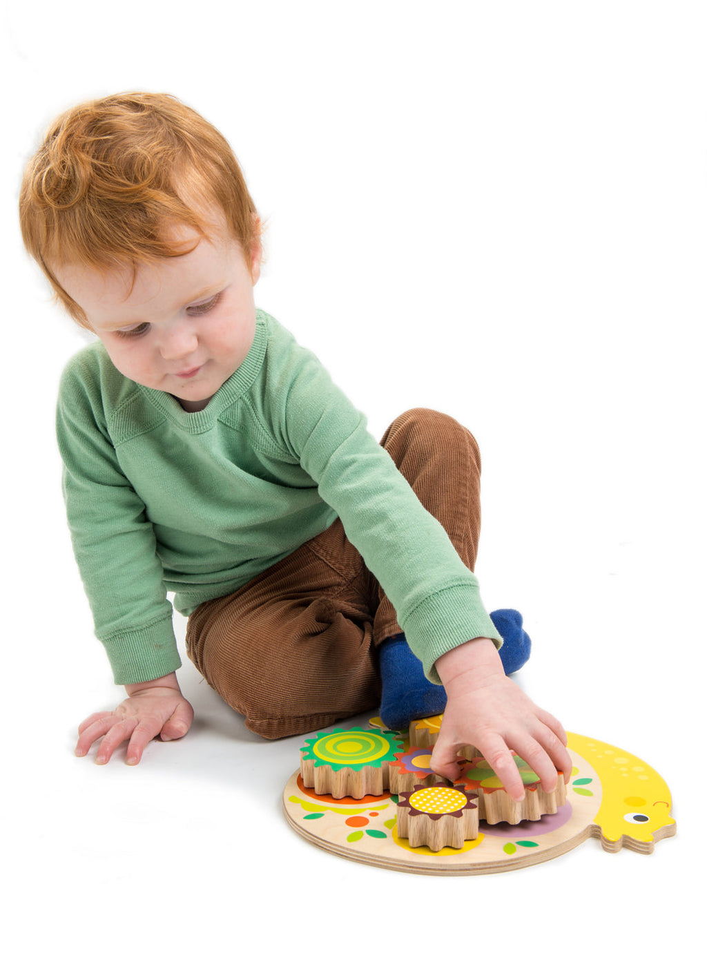 Tender Leaf Snail Whirls Wooden Cog Toy